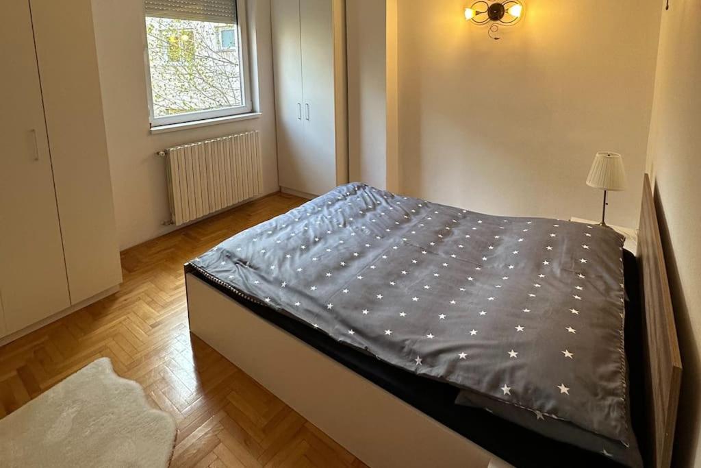 Nn Apartment Szkopje Kültér fotó
